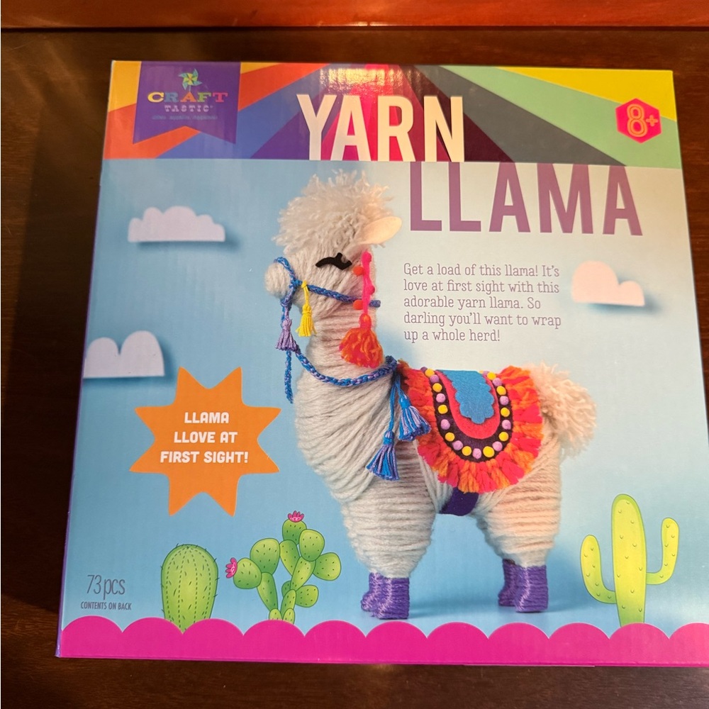 Craft-tastic Yarn Llama Kit